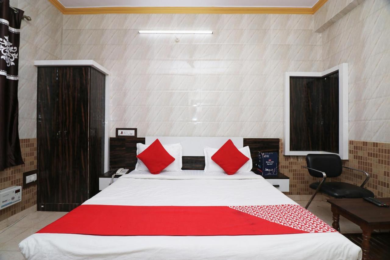 Hotel P R Palace 러크나우 외부 사진