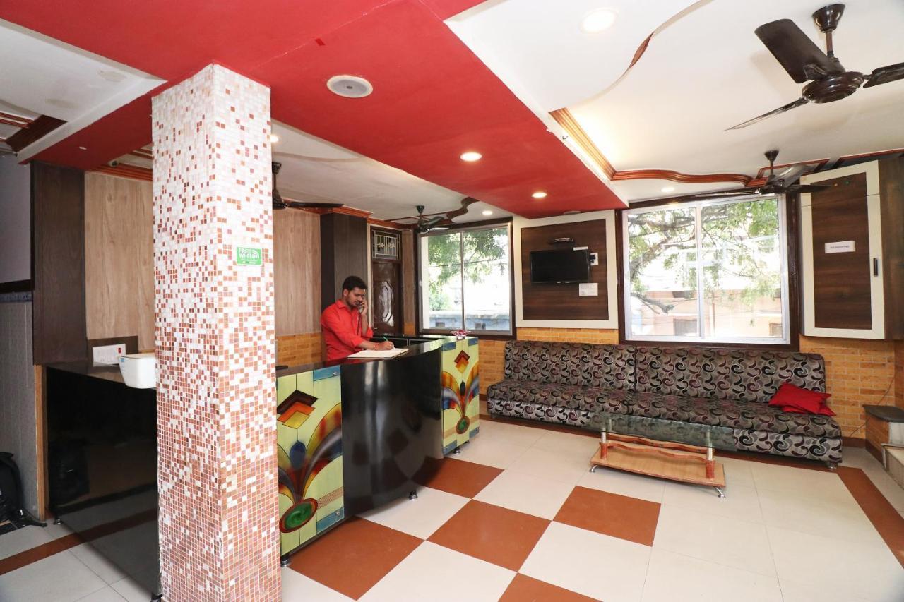 Hotel P R Palace 러크나우 외부 사진